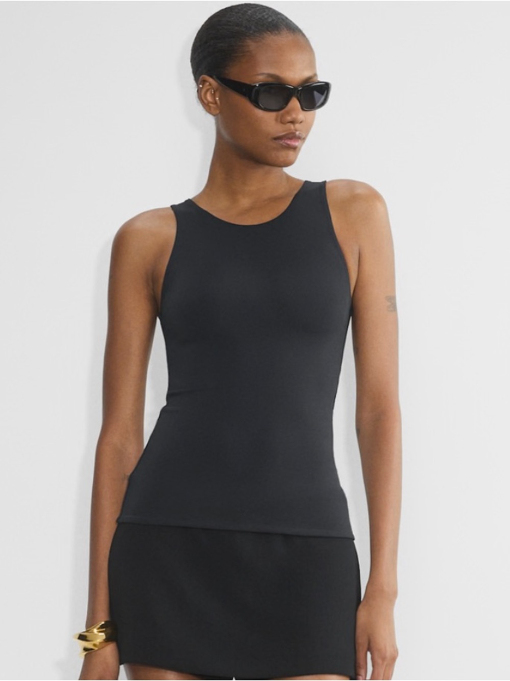 ARITZIA Contour High Neck Tank